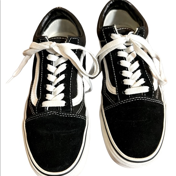 Vans Shoes - Vans Off the Wall Sneakers